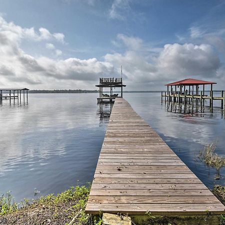 Pirate Cove Home In Welaka Dock And River Access! Eksteriør bilde